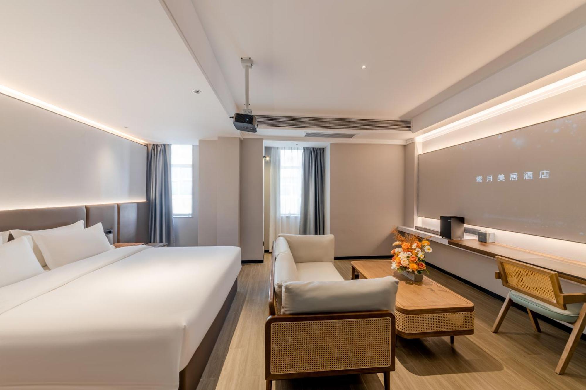 Luyue Hotel Movie Hotel Huaqiangbei Convention And Exhibition Center Branch Shenzhen Exterior photo