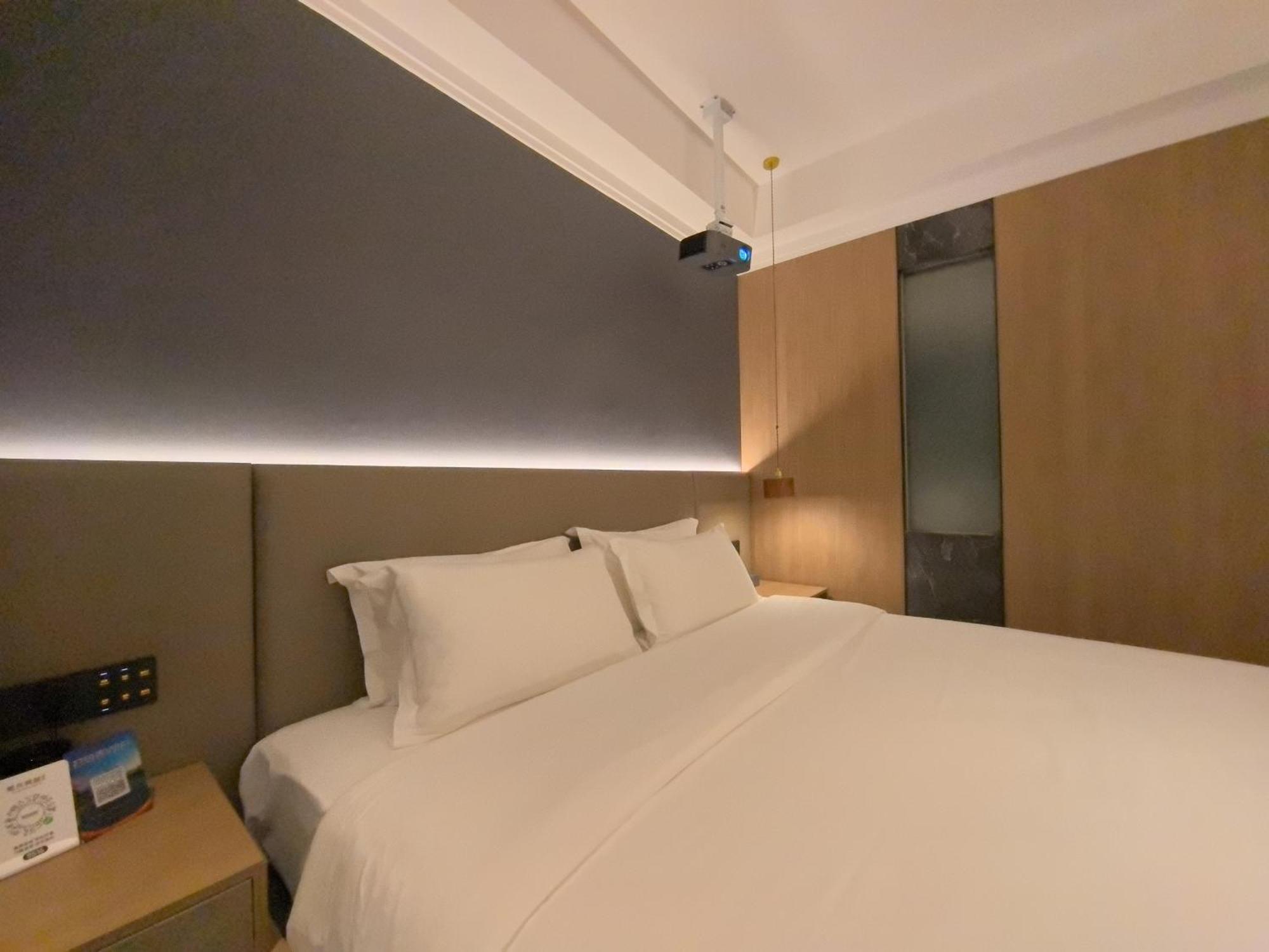Luyue Hotel Movie Hotel Huaqiangbei Convention And Exhibition Center Branch Shenzhen Exterior photo